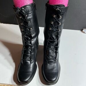 Black Naturalizer Lace-Up Women's Boots